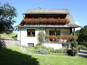 Lovely Apartment in Oberkirchen near Golfing and Horse Riding